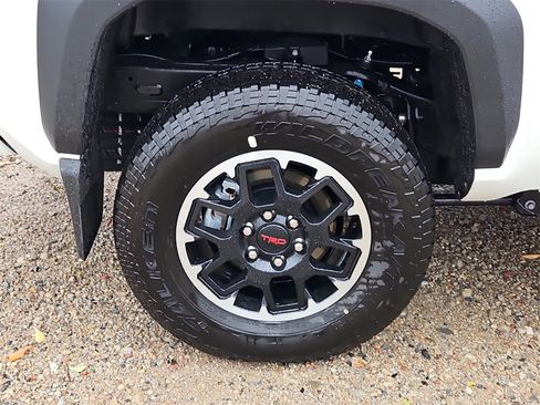 New 2025 Toyota Tacoma 4x4 Double Cab Hybrid image 5