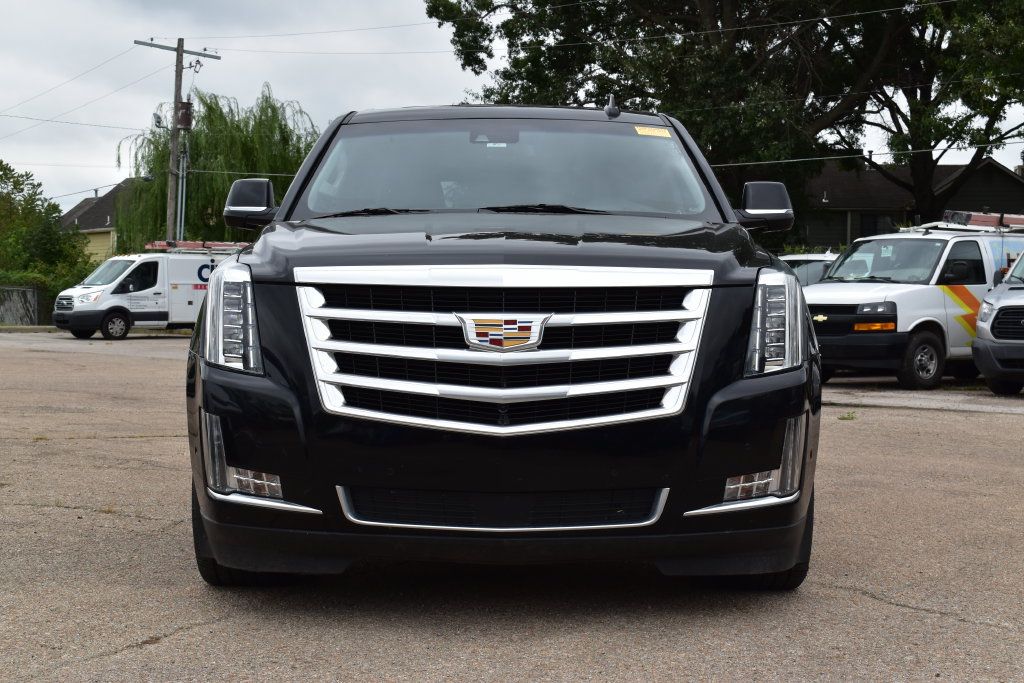 Used 2019 Cadillac Escalade Premium Luxury AWD/4WD image 2
