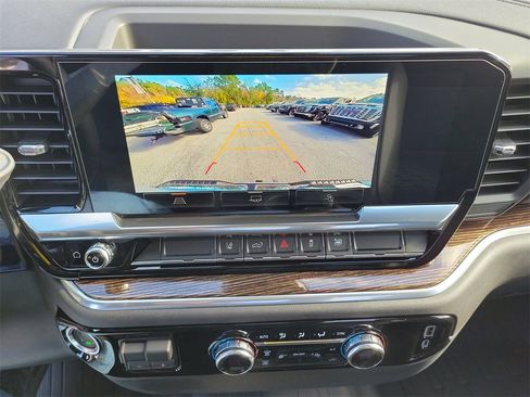 New 2025 GMC Sierra 2500 SLE w/ SLE Convenience Package image 24