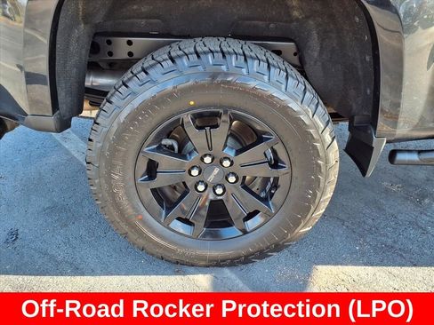 Used 2021 GMC Canyon AT4 image 35