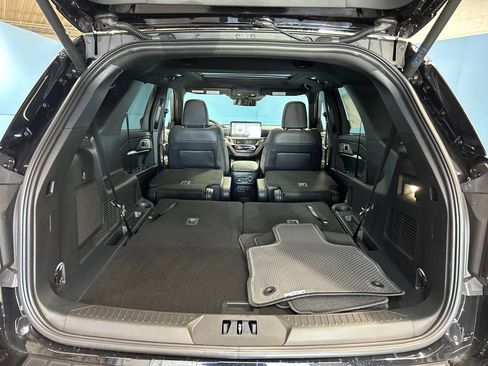 New 2026 Ford Explorer ST-Line w/ ST-Line Street Pack AWD/4WD image 43