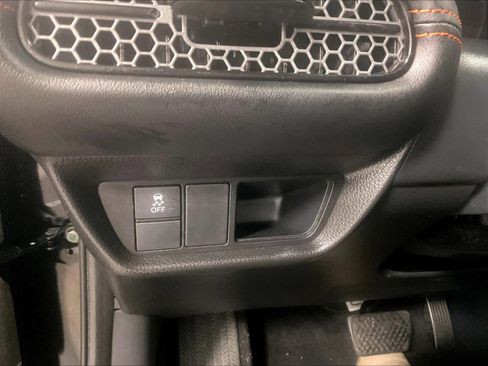 Used 2025 Honda HR-V Sport image 26