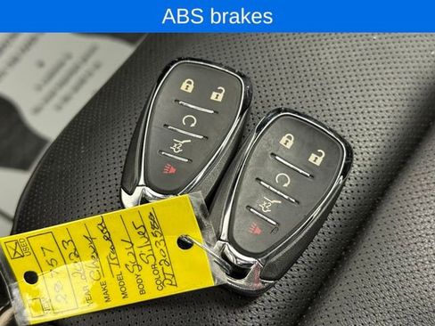 Used 2023 Chevrolet Traverse Premier AWD/4WD image 30