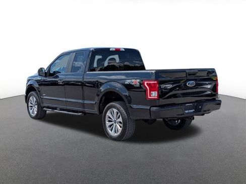 Used 2017 Ford F150 XL w/ Equipment Group 101A Mid AWD/4WD image 4