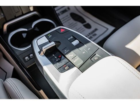 Used 2025 BMW X1 M35i w/ Premium Package image 18