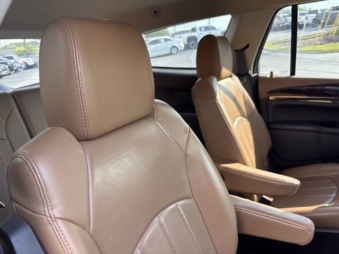 Used 2016 Buick Enclave Leather FWD image 21