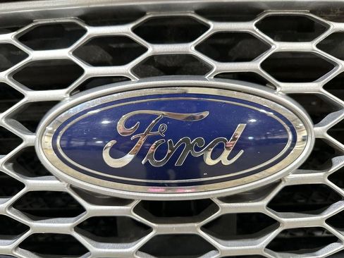 Used 2024 Ford Edge SEL image 27