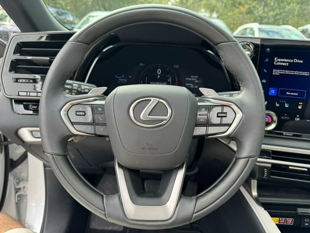 Used 2025 Lexus RX 350 Premium w/ Accessory Package (Z1) FWD image 5