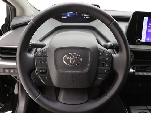Used 2024 Toyota Prius LE image 17