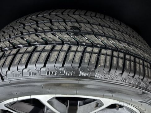 New 2026 Chevrolet Tahoe RST w/ Comfort Package image 7