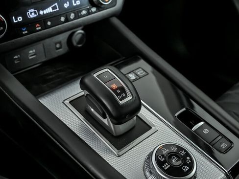 Used 2023 Mitsubishi Outlander SEL AWD/4WD image 61