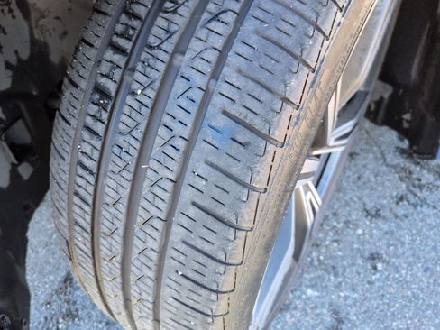 Certified 2023 BMW 330i Sedan w/ Premium Package image 12