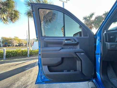 Used 2023 GMC Sierra 1500 AT4 w/ AT4 Premium Package AWD/4WD image 29