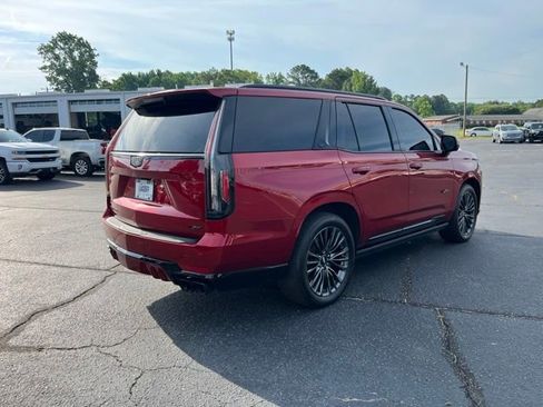 Used 2023 Cadillac Escalade V AWD/4WD image 3