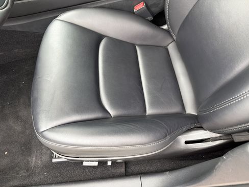 Used 2023 Tesla Model 3 Performance image 5