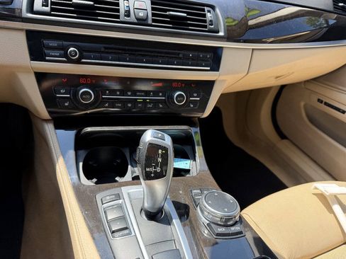 Used 2015 BMW 528i Sedan RWD image 12