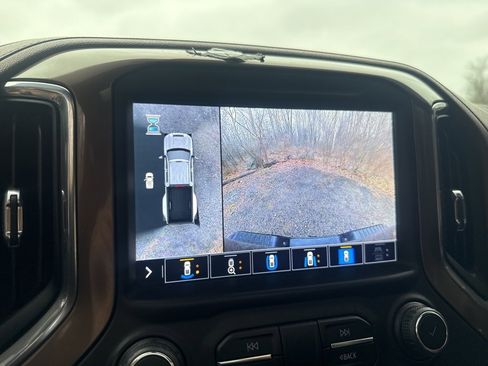 Used 2023 Chevrolet Silverado 3500 High Country w/ Safety Package II image 32