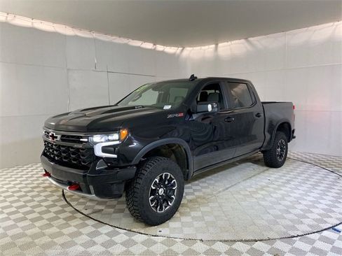 Used 2023 Chevrolet Silverado 1500 ZR2 w/ Technology Package image 20