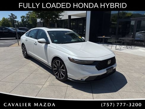Used 2024 Honda Accord Touring image 1