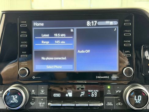 Used 2021 Toyota Highlander XLE AWD/4WD image 58