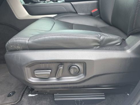 Used 2024 Toyota Tundra Limited image 28