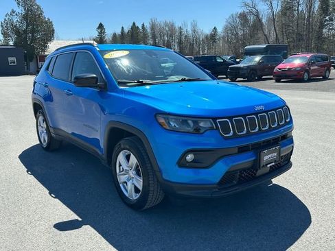 Used 2022 Jeep Compass Latitude w/ Convenience Group AWD/4WD image 7