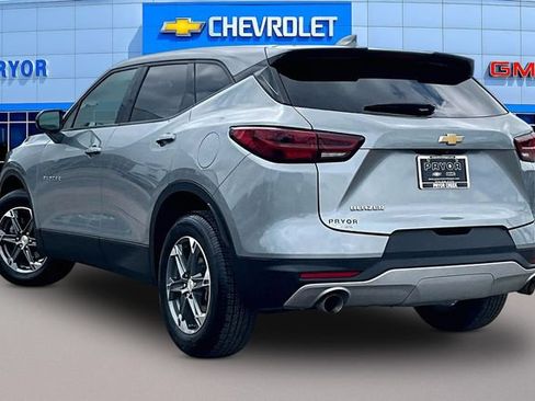 Used 2024 Chevrolet Blazer LT FWD image 4
