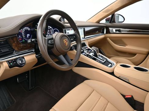 Certified 2021 Porsche Panamera Turbo S AWD/4WD image 4