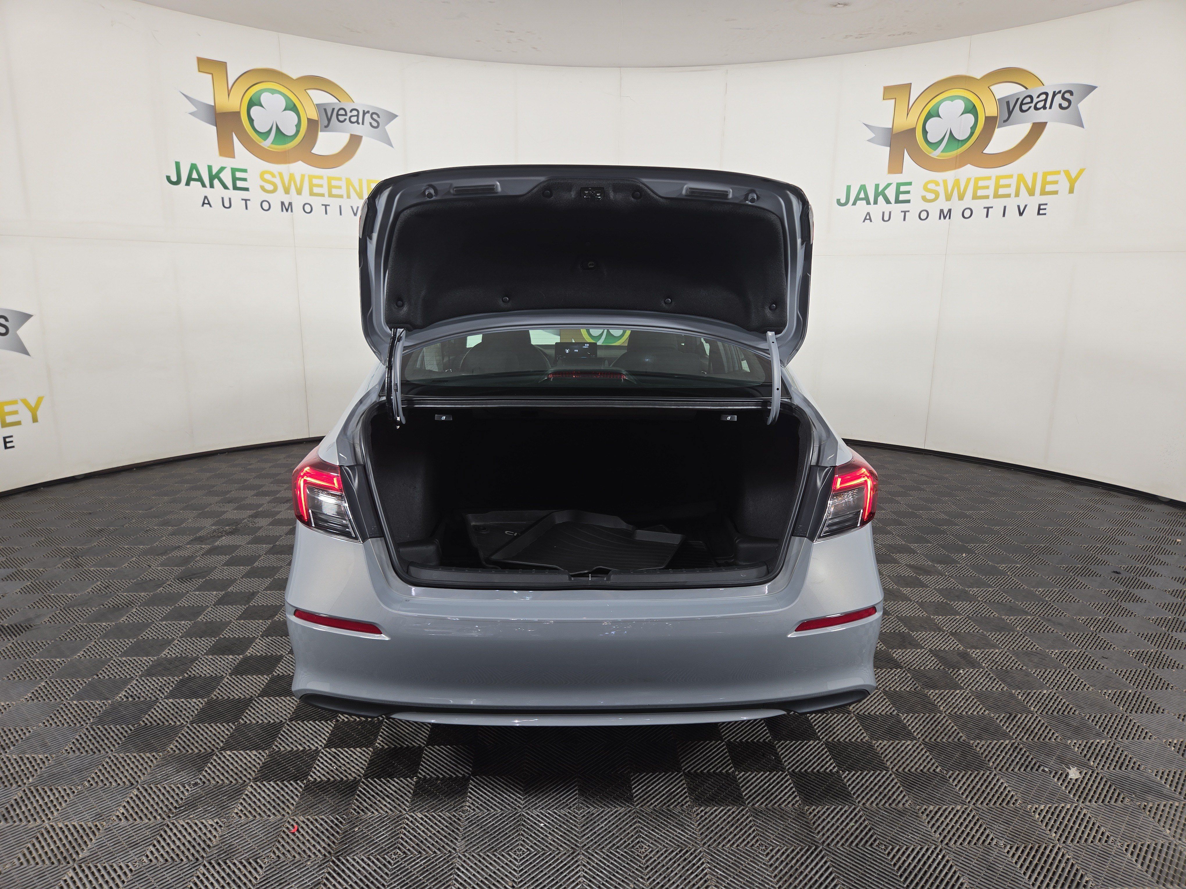 Used 2025 Honda Civic Sport image 32