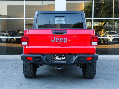 Used 2021 Jeep Gladiator Sport w/ Quick Order Package 24Q 80Th AWD/4WD image 12