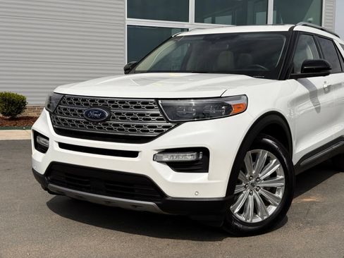 Used 2020 Ford Explorer Limited RWD image 6
