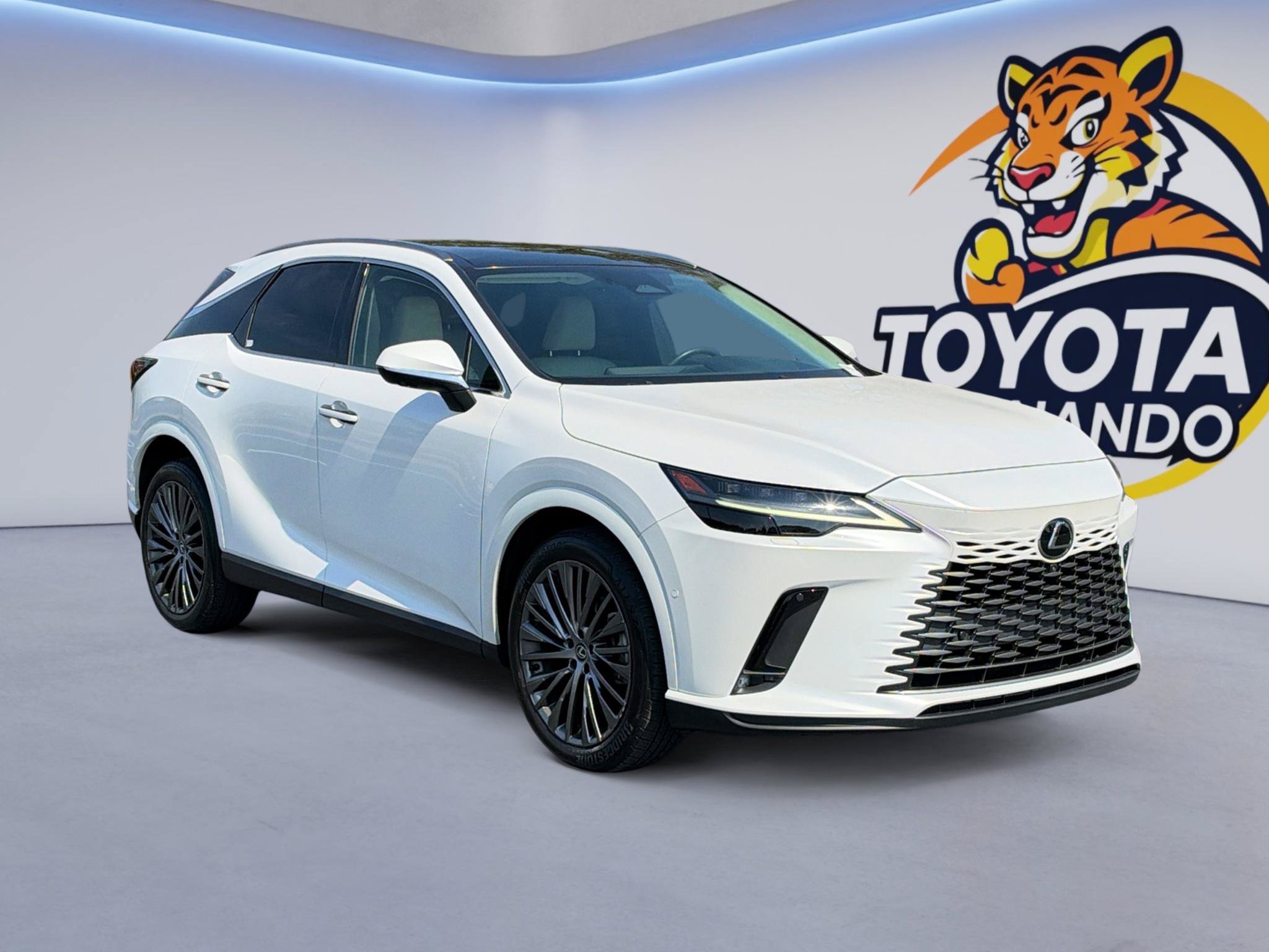 Used 2023 Lexus RX 350 FWD w/ Accessory Package (Z1) image 3
