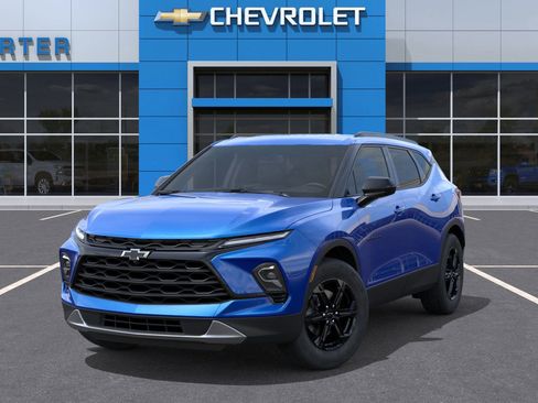 New 2025 Chevrolet Blazer LT w/ Convenience Package image 30