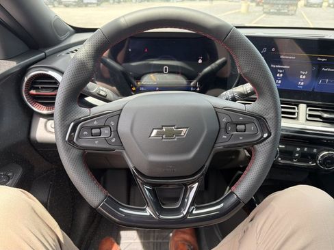 New 2026 Chevrolet Trax RS w/ Sunroof Package FWD image 14