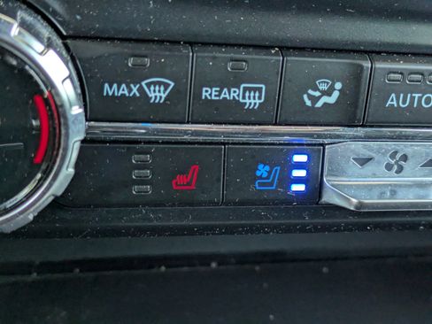 Certified 2023 Ford F150 Lariat AWD/4WD image 23