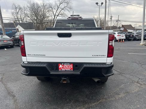 Used 2022 Chevrolet Silverado 2500 Custom w/ Custom Convenience Package image 7