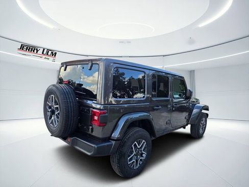 New 2025 Jeep Wrangler Unlimited Sahara w/ Safety Group AWD/4WD image 6