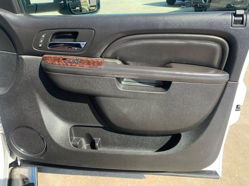 Used 2012 GMC Sierra 3500 Denali image 12