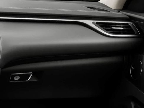 Certified 2026 Genesis G70 2.5T Prestige RWD image 25
