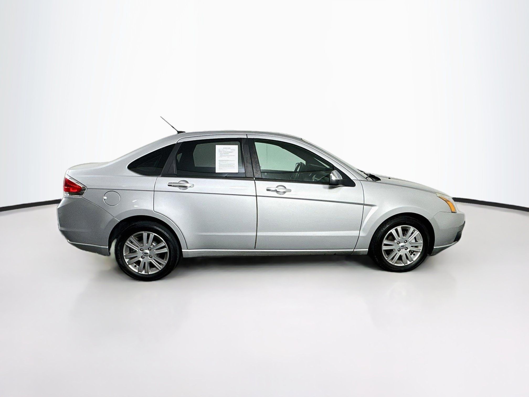 Used 2011 Ford Focus SEL w/ 301A Rapid Spec Order Code FWD image 10