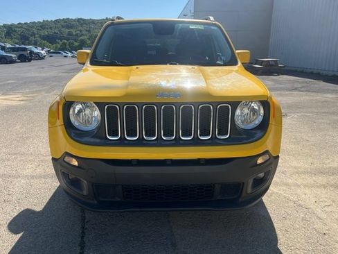 Used 2016 Jeep Renegade Latitude w/ Cold Weather Group AWD/4WD image 11