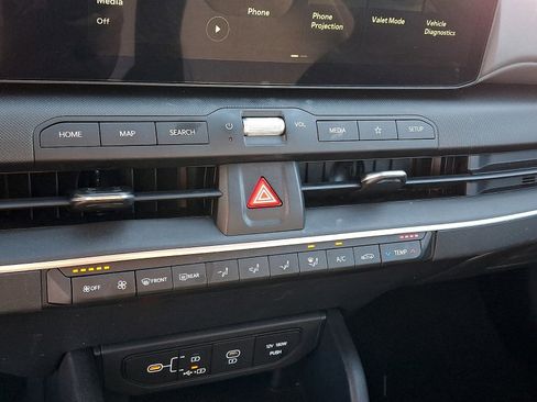 Used 2025 Kia K4 LXS image 14