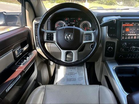 Used 2016 RAM 2500 Laramie AWD/4WD image 5