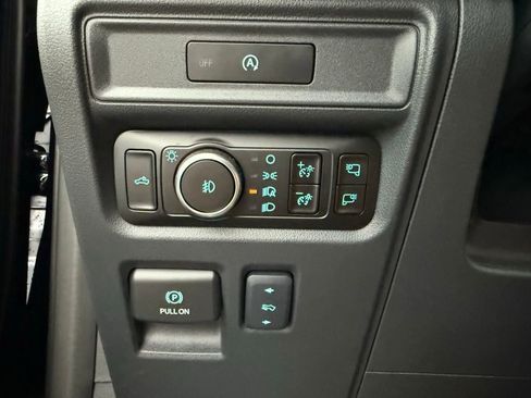 New 2025 Ford F150 Lariat w/ Equipment Group 502A High image 29