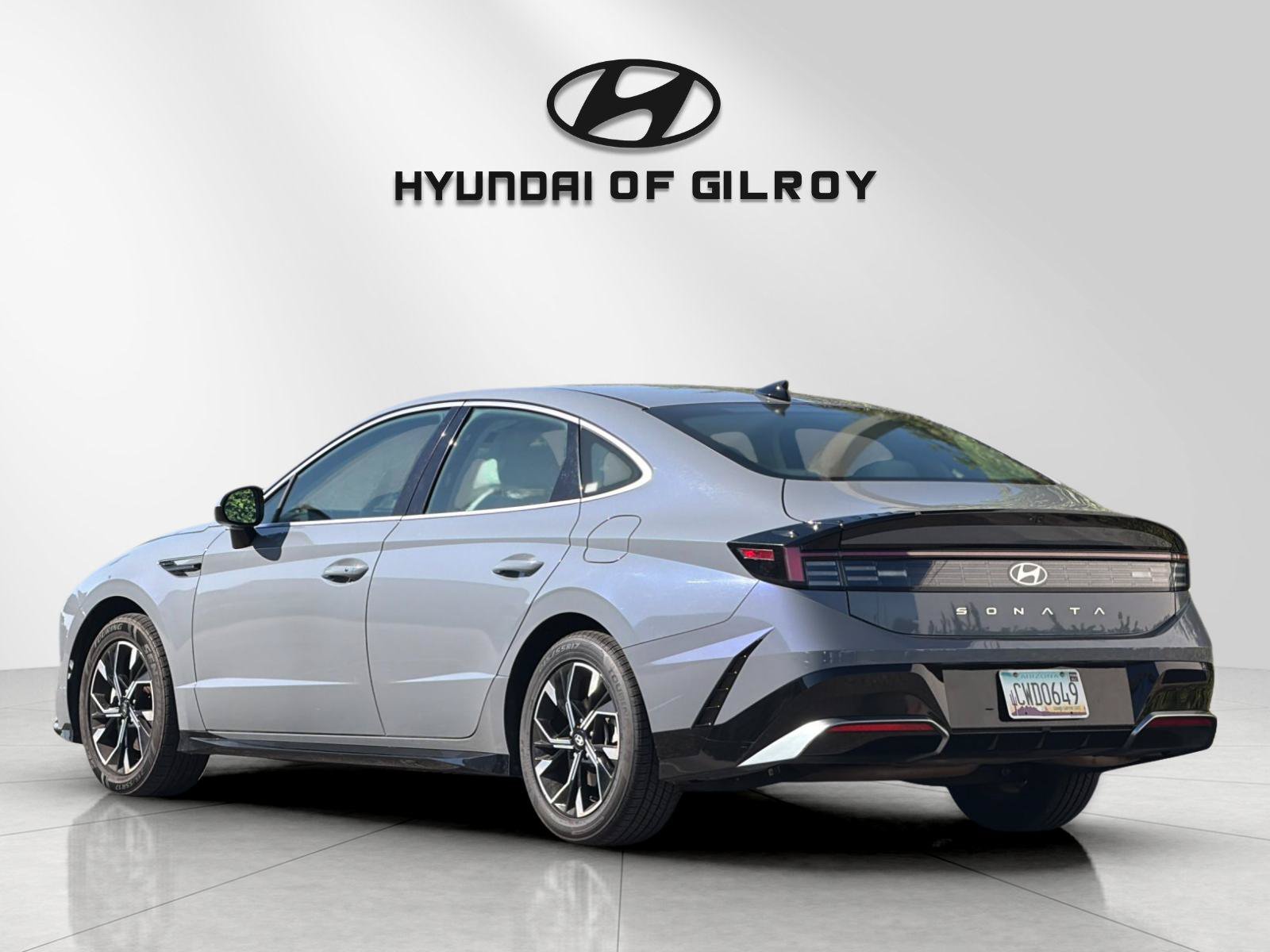 Used 2025 Hyundai Sonata SEL FWD image 3