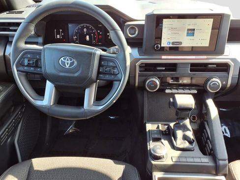 Used 2025 Toyota 4Runner SR5 image 13