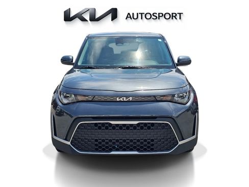 Certified 2025 Kia Soul LX w/ LX Technology Package FWD image 2