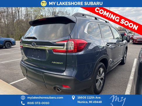Used 2025 Subaru Ascent Premium AWD/4WD image 8