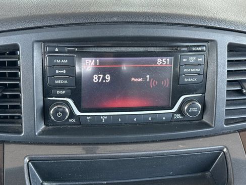 Used 2016 Nissan Quest SV FWD image 25