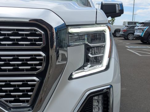 Certified 2022 GMC Sierra 1500 Denali w/ Driver Alert Package II AWD/4WD image 44